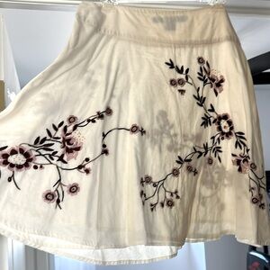 French Connection wide waist ban, flared cream hand-beaded skirt. Medium